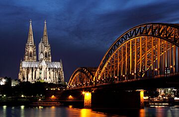 2010-09 Ausschnitt Kölner Dom2 (MF)