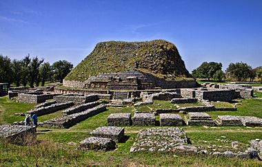 Dharmarajika stupa,Taxila