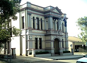 Granville-NSW-TownHall.jpg