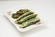 Kkaennipjeon (perilla)