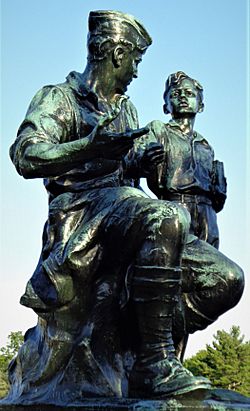 Orange Massachusetts Peace Statue 01.jpg