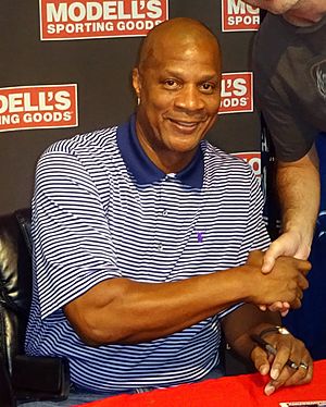 Daryl Strawberry (29297363126).jpg