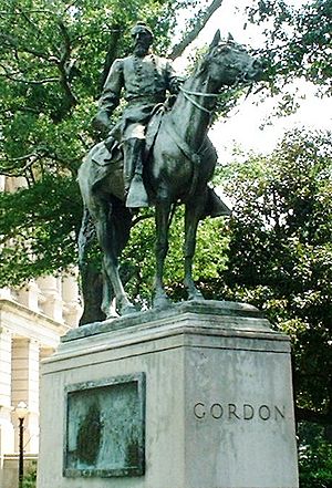 Gordonstatue crop.JPG