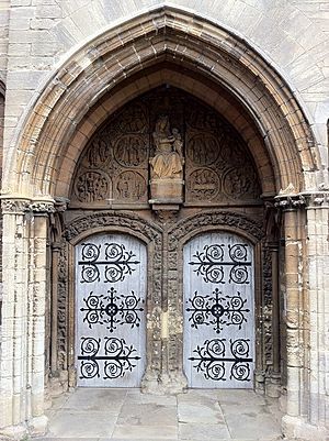 Higham Ferrers porch