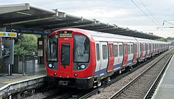 S7 Stock at West Ham, July 2013.jpg