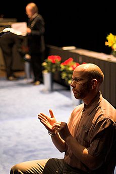 Sign language interpreter