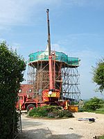 Stanbridge windmill new cap.jpg