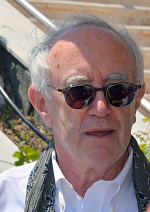 Jonathan Pryce Cannes 2018.jpg