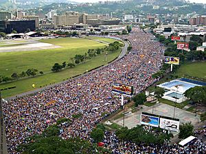 Anti-chavez march