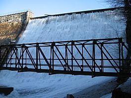 Falls at Nesbitt Reservoir.JPG