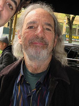 Harry Shearer (33906701158) (cropped).jpg