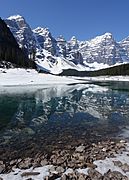 Moraine-Lake-2019-reflection-Luka-Peternel