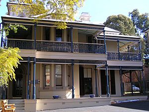 1729 - Rosebank (5053386b1).jpg