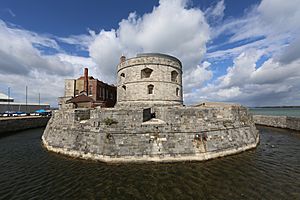 Calshot castle sept 2013