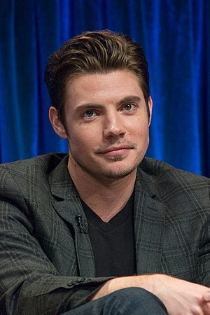 Josh Henderson.jpg