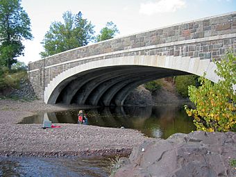 Lester River bridge.jpg