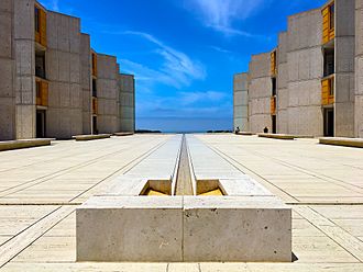 Salk Institute 2.jpg