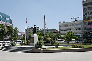 Siirt Street scene 8381