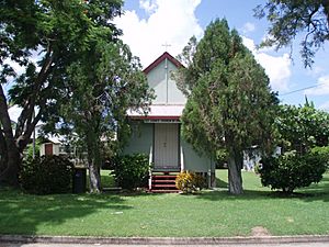 St John's Church, Rockhampton.jpg