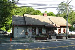 West Falmouth Market