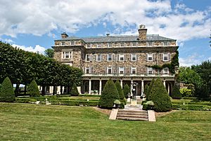 0392 Kykuit