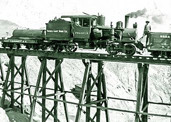 Borate & Daggett RR in Mule Canyon on way to Borate.jpg