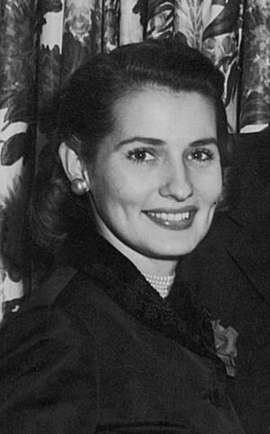 Brenda Marshall.jpg