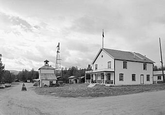 Courthouse in Eagle, Alaska.jpg