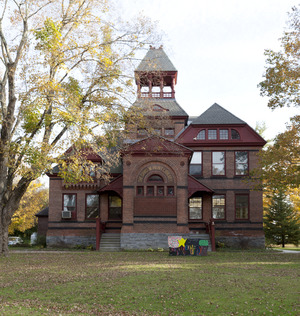 D.M. Hunt Library