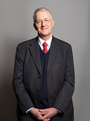 Official portrait of Rt Hon Hilary Benn MP.jpg