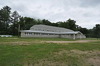 SuffieldCT BabbsBeach Pavilion.jpg