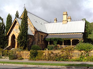 1868 Gothic Police Station and Court House in Clarendon.jpg