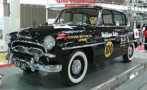 1957 Toyota Crown 01