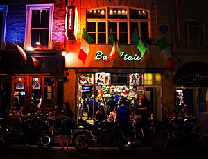 Bar Italia - Soho (4764432107).jpg