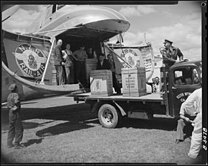 Bristol 170 Freighter unloading at Nelson - November 5 1952