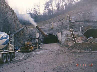 Cumberlandgaptunnelconstruction91