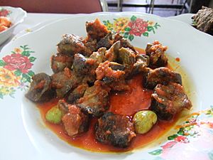 Hati ayam petai masakan Padang