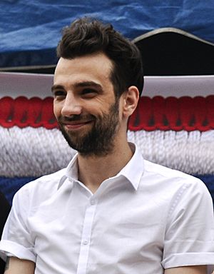 Jay Baruchel Joint Base McGuire-Dix-Lakehurst 2014 crop.jpg