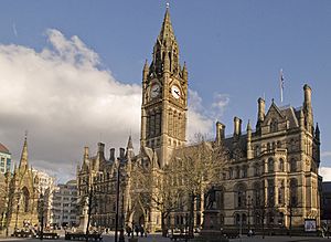 Manchester Town Hall from Lloyd St