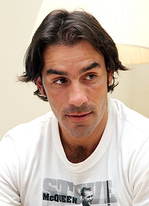 Robert Pires 2011.jpg