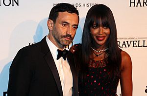 11 - Ricardo Tisci e Naomi Campbell (16512944973).jpg