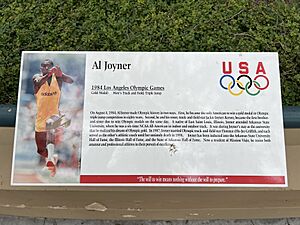 Al Joyner plaque MV