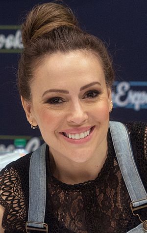 Alyssa Milano at BookCon (16095) (cropped).jpg