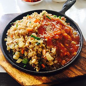 Bokkeum-bap.jpg