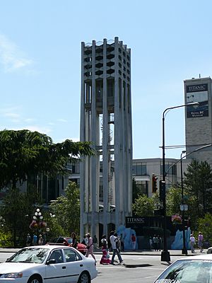 July 2008 Victoria Carillon