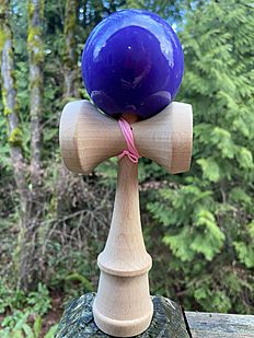 Kendama toy