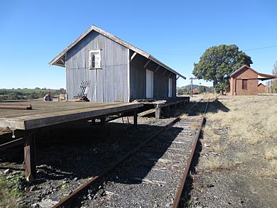 Loading platform.jpg