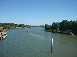 Saône Tournus1.JPG