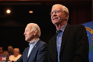 Joe Biden & Chesley Sullenberger (49537249927)