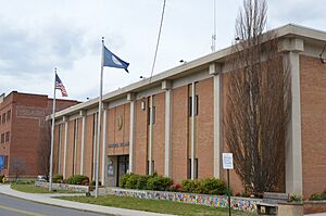 Pulaski town hall from southeast